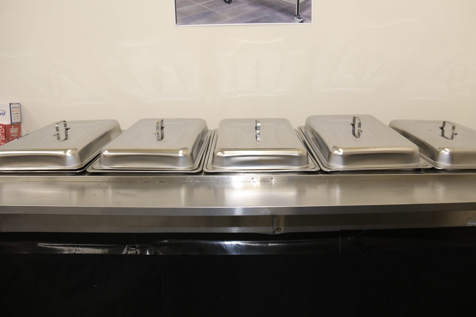 Steam table and warming pans